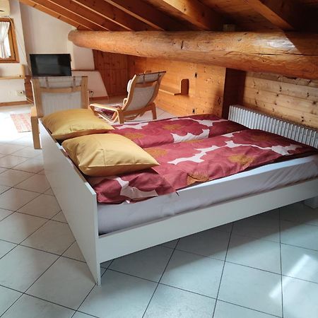 Casa Di Lena Apartment Gravedona Luaran gambar