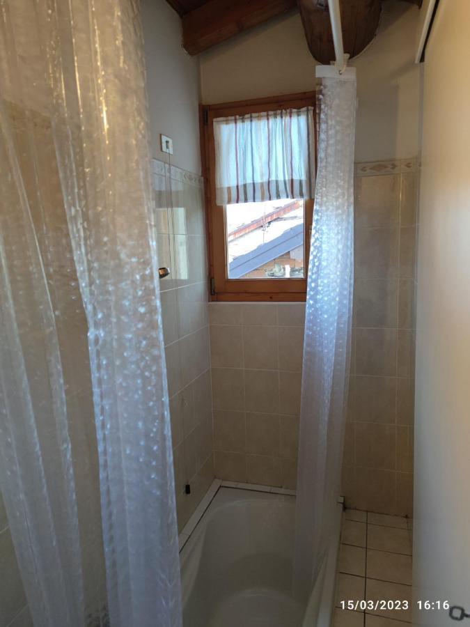 Casa Di Lena Apartment Gravedona Luaran gambar
