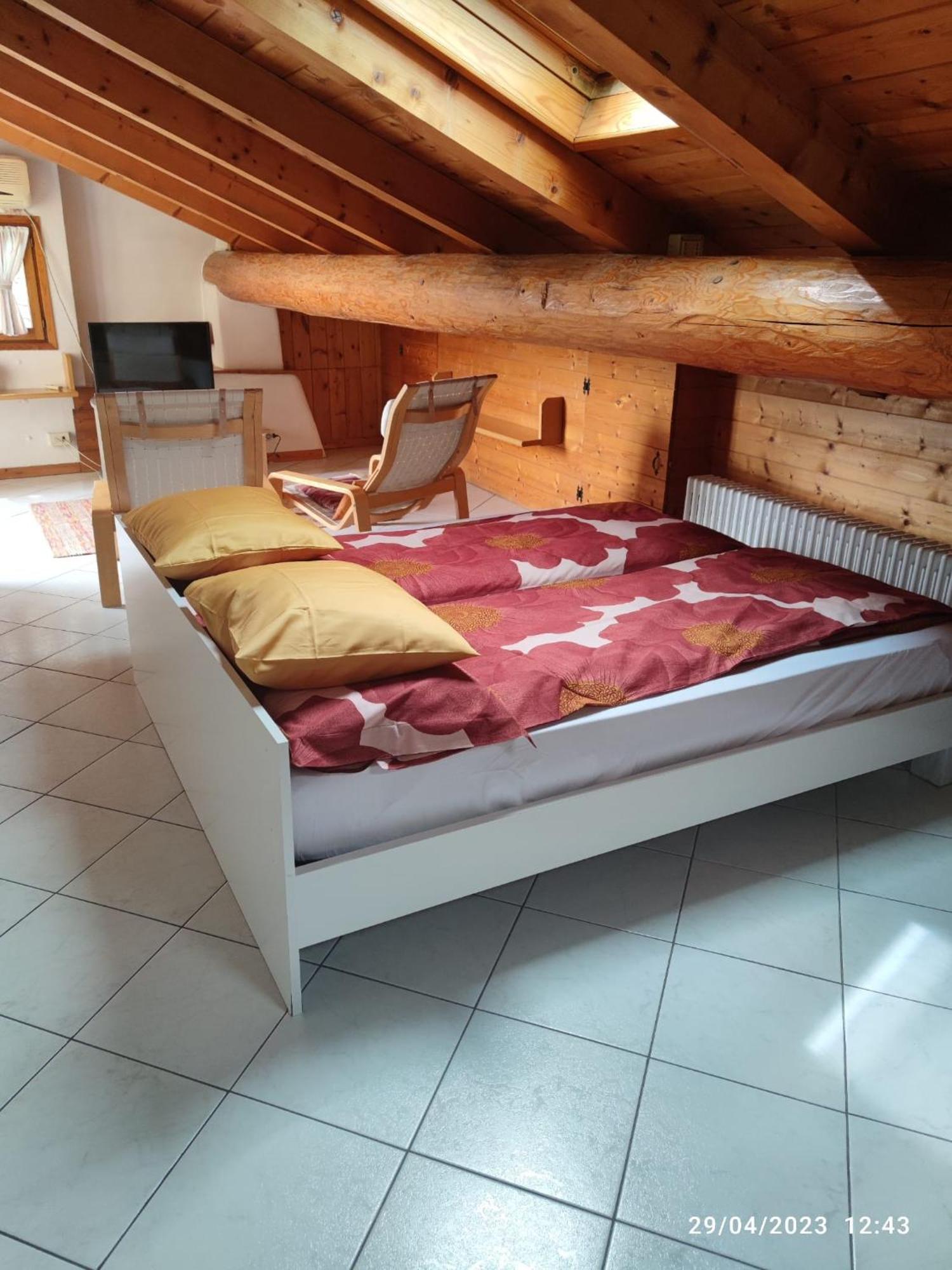 Casa Di Lena Apartment Gravedona Luaran gambar