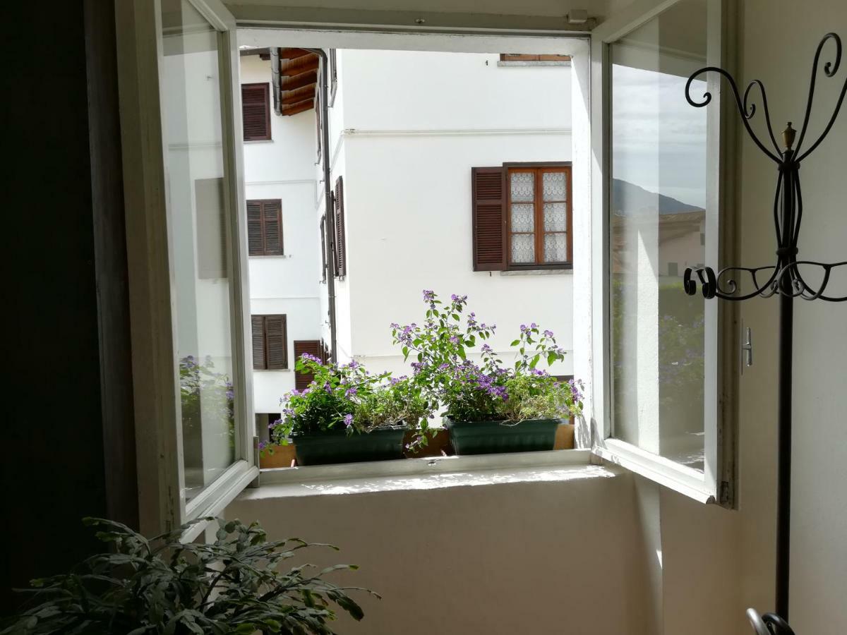 Casa Di Lena Apartment Gravedona Luaran gambar